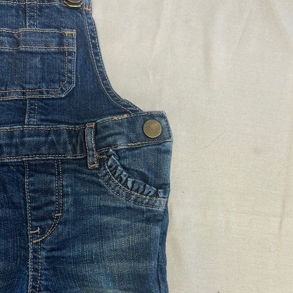 GAP Blue Denim Overalls Relaxed Fit - Picture 4 of 4